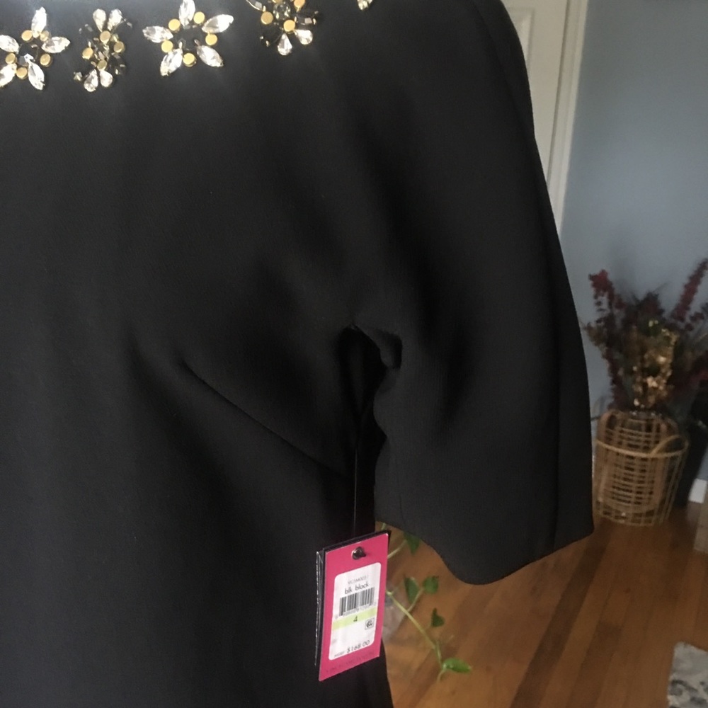 Vince Camuto shift dress with embellished neck - Picture 6 of 8